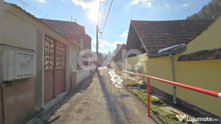 Casa cu poten?ial in Schei cu front la doua strazi - 6