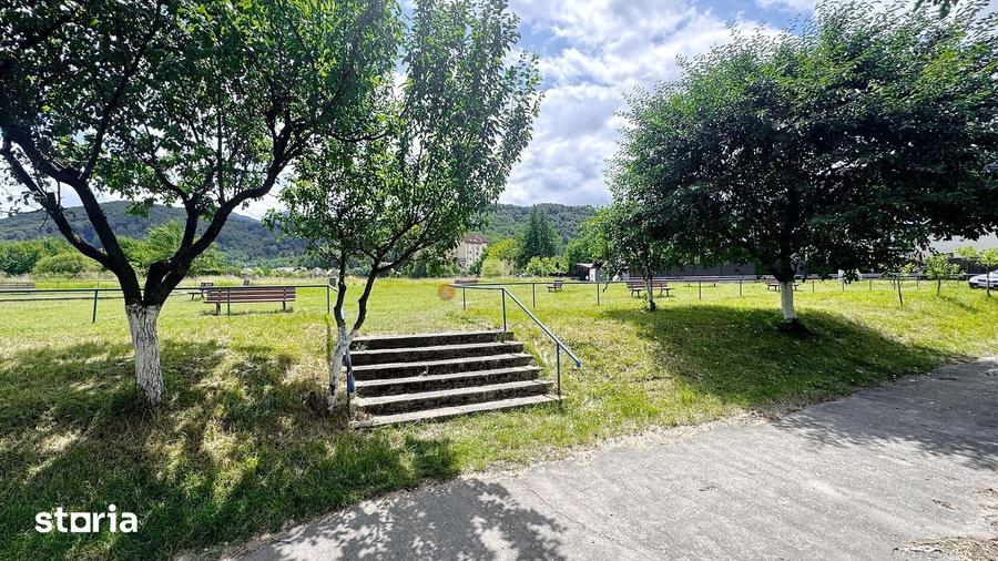 Apartament cu 4 camere în Dârste