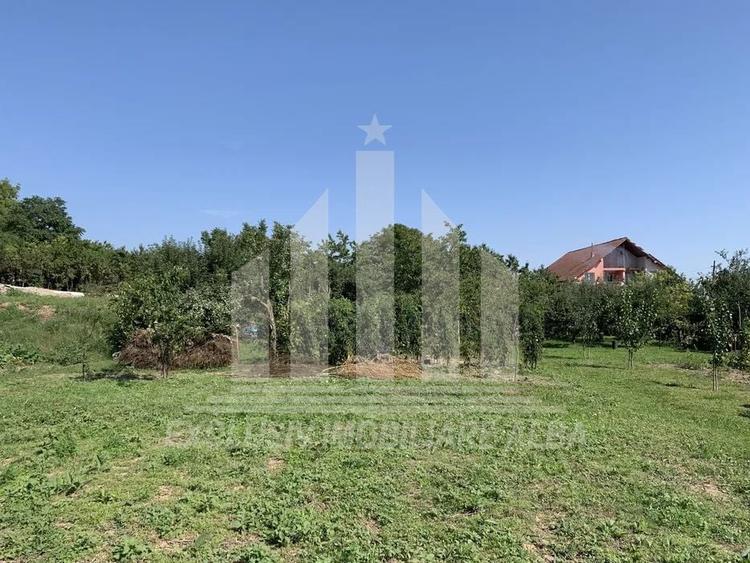 Teren intravilan | 2200mp | 17ml deschidere |Toate utilitile | Paclisa - 4