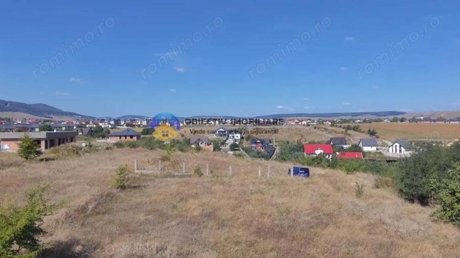 Teren intravilan 1100 mp - zona 1 Mai - 6