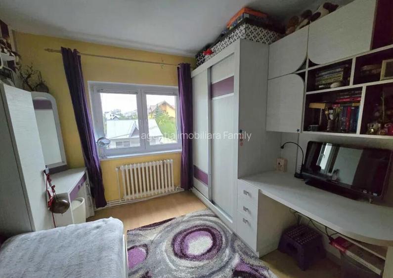 Apartament cu 3 Camere Decomandate - Etaj 1 Zona Obcini Apartament cu 3 Camere Decomandate - Etaj 1 Zona Obcini