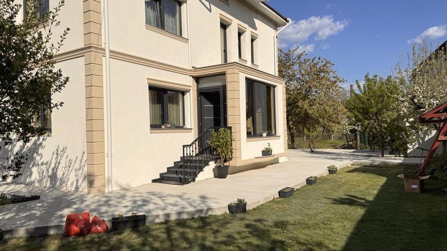 Casa cu 5 camere in oras Suceava - 5