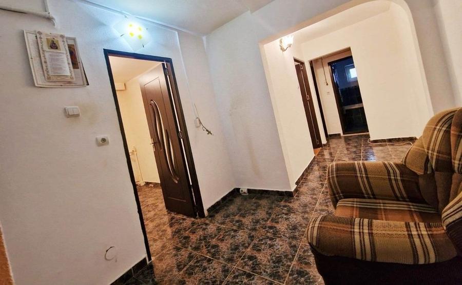 Apartament 3 camere - parter - zona 2 Cocosi, Micro 20 - 4