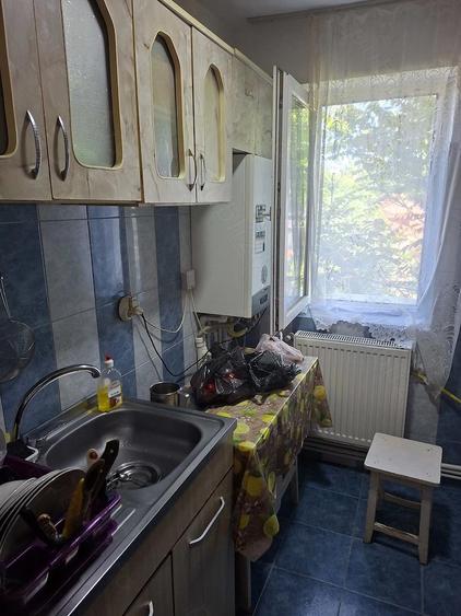 vand apartament 2 camere cofort 2 sporit dec zona micro 5 - 1