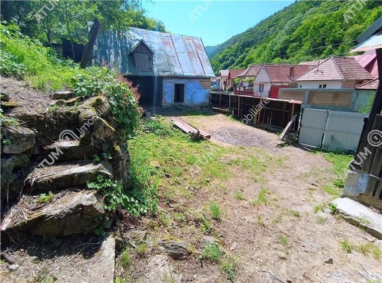 Casa traditionala din lemn cu 930 mp teren langa Sibiu - 20