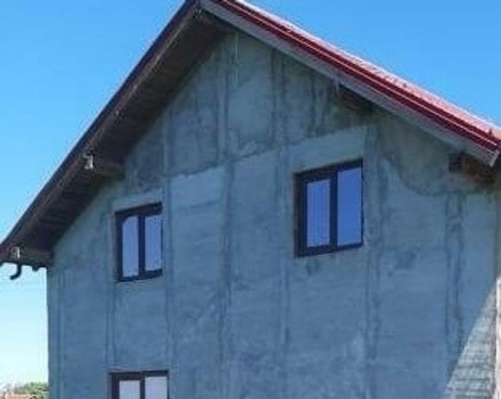 Casă individuală, P+M, la gri, în loc Ivanda, la 30 km de Timișoara, comision 0% - 1