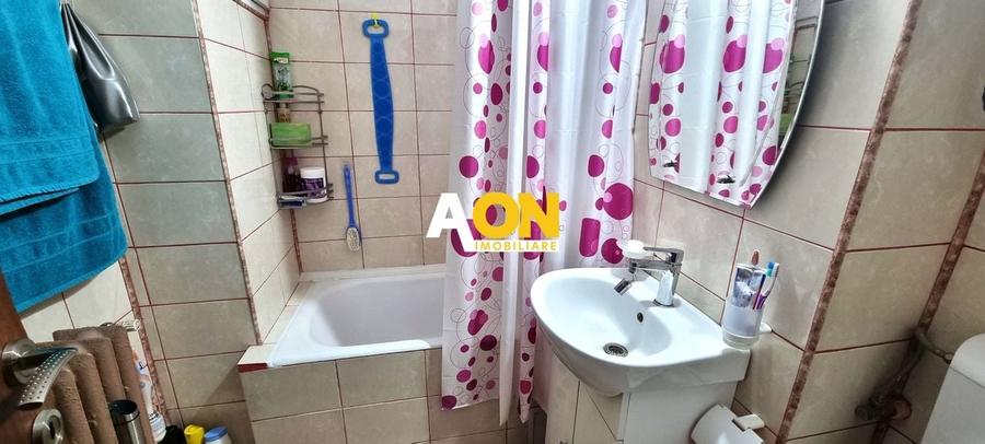 De vanzare apartament 2 camere, zona industriala - 9