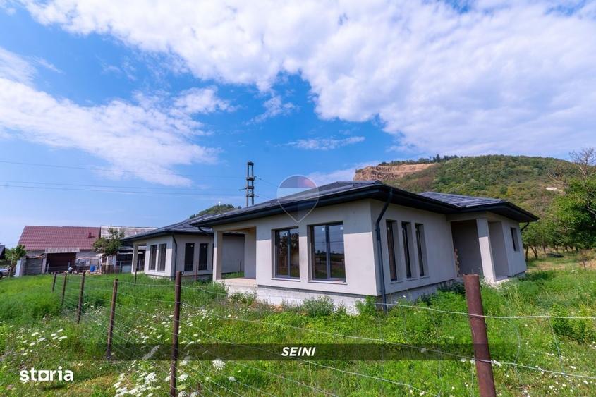 Casă cu 3 camere în Săbișa