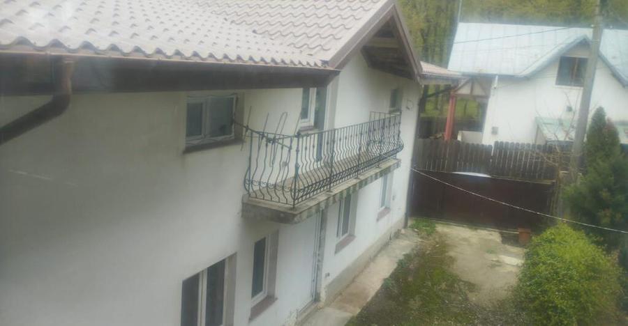 Casa zona Paun, 100 m teren, langa padure - 2