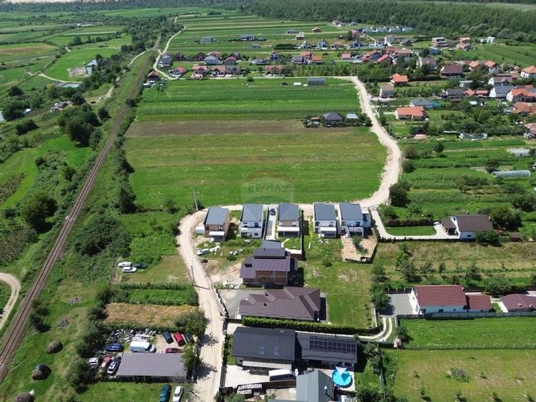 Casă moderne cu 4 camere de vânzare in SASAR / 5 ari teren / utilitati - 8