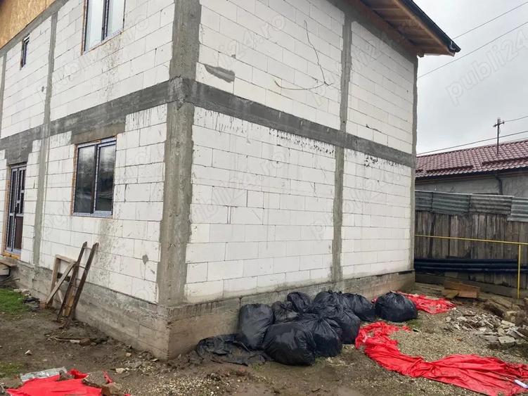 de vanzare casa P+E - 4