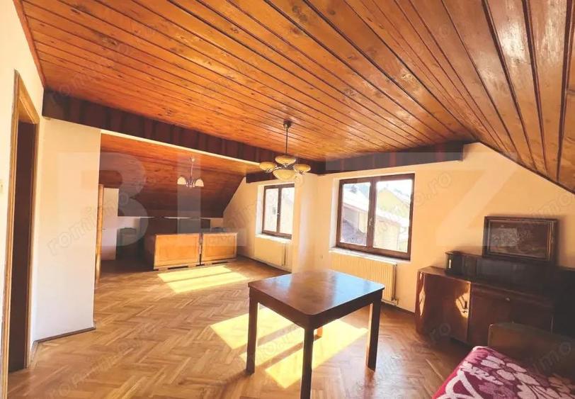 Vila cu priveli?te spre Tampa, in zona lini?tita din Bra?ov - 3