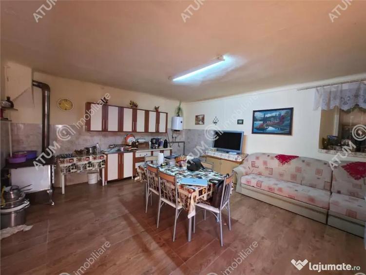 Apartament la casa cu 3 camere in zona Piata Cluj din Sibiu - 1