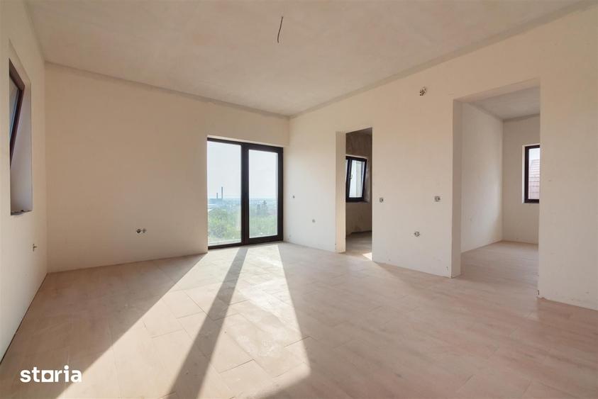 Casă cu 4 camere cu Teren 700 Mp în Oncea