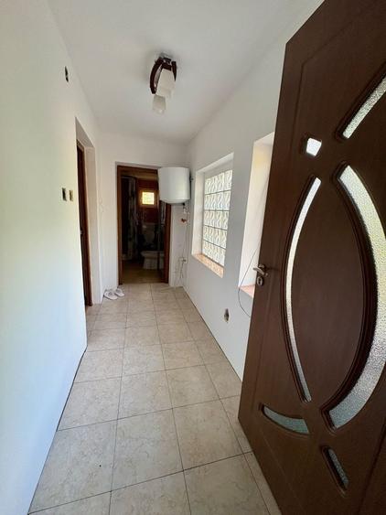 Casă cu 3 camere în Gheorghe Lazăr