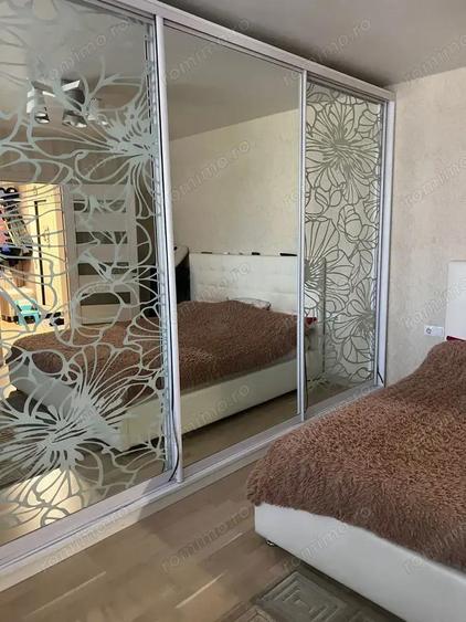 Apartament cu 2 camere decomandat în Berceni