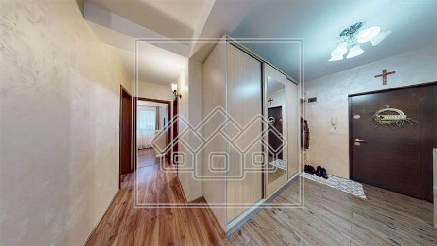 Apartament de vanzare in Sibiu - 67 mp utili, balcon si terasa - 10