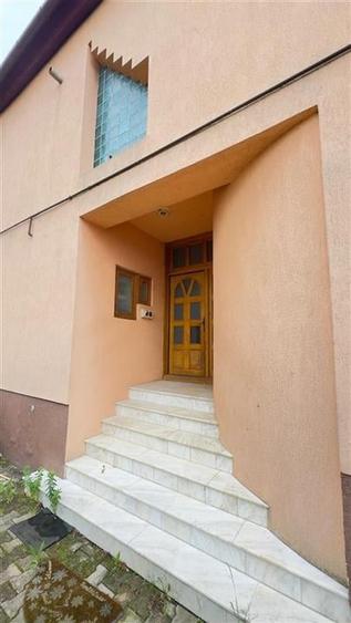 Vilă spațioasă de vanzare in Sanpetru zona Lempes - 15