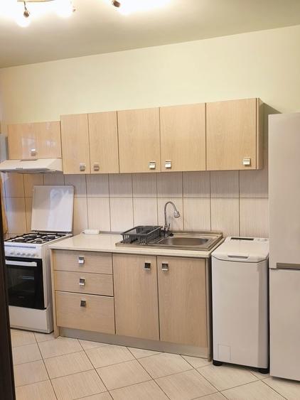 Garsoniera generoasa cu curte - 3