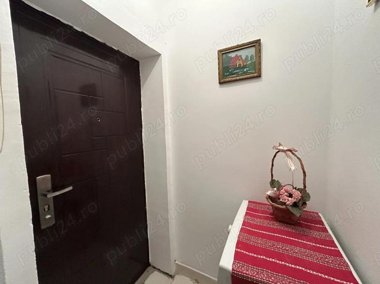 Vand apart.2 cam. in Gradiste,A.Romantei,etaj 3 din 4,renovat - 10