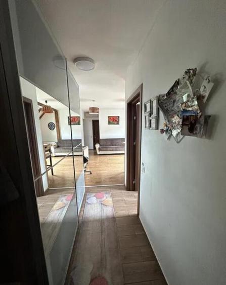 Apartament 3 camere, 2 bai - zona Tractorul - 5