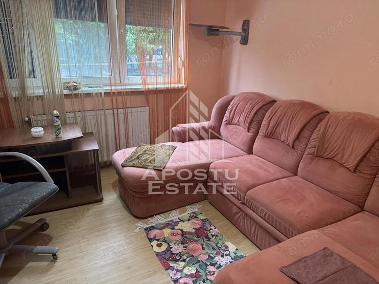 Garsoniera in zona Umt - 2