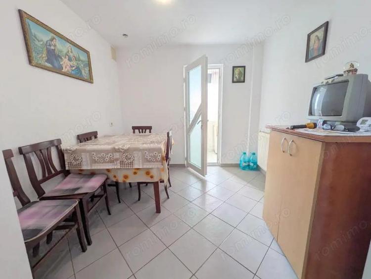 NORD, Bloc 1985, Apartament 2 cam Decomandat, Parter + 2 Balcoane cu acte - 1