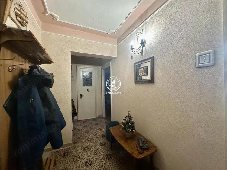 Apartament 3 camere de vanzare Centru - 10