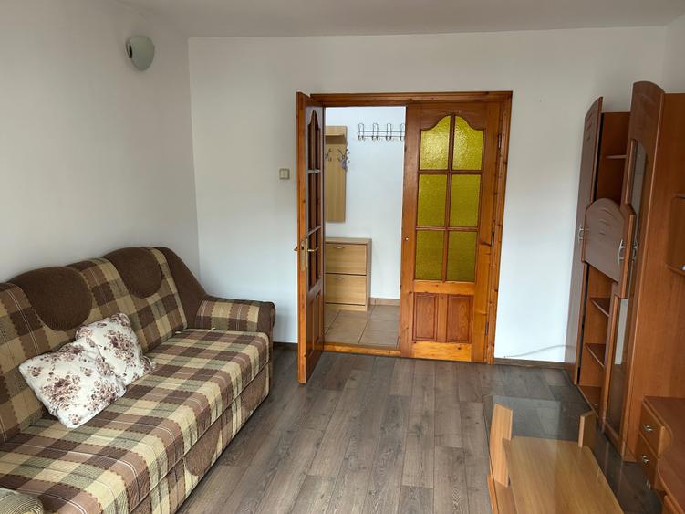 Apartament cu 2 camere decomandat în Exterior Vest