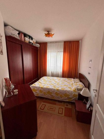 inchiriez ap. 2 camere - 4