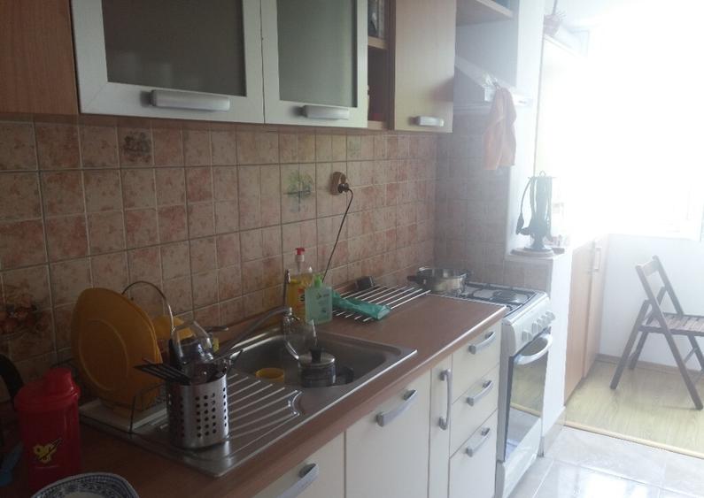 Inchiriez apartament 2 camere - 2