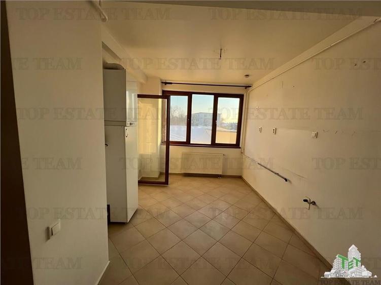 Apartament 3 camere - ultracentral - vanzare - Braila - 3