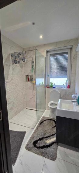 Casa 4 camere de vanzare, Sanmartin, zona str Carmel - 8