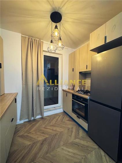 Studio gata de mutare - 3