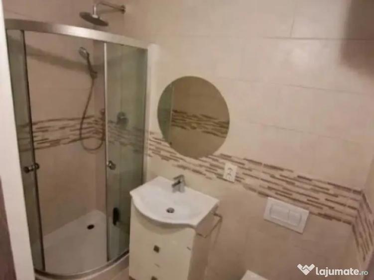 Camera de camin cu baie si bucatarie, renovata - zona Triaj - 4