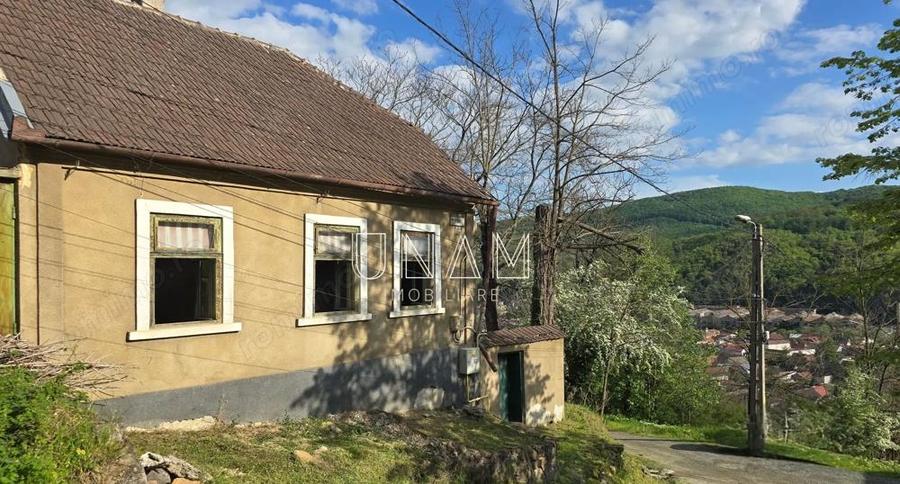 Casa accesibila cu priveli?te frumoasa in Re?i?a! - 6