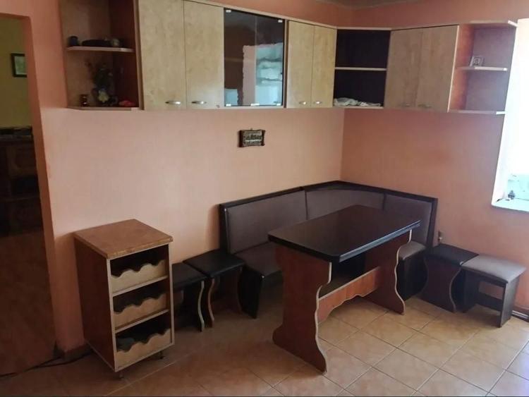 Vand apartament 3 camere.accept variante cu garsoniera sau ap 2 camere - 1