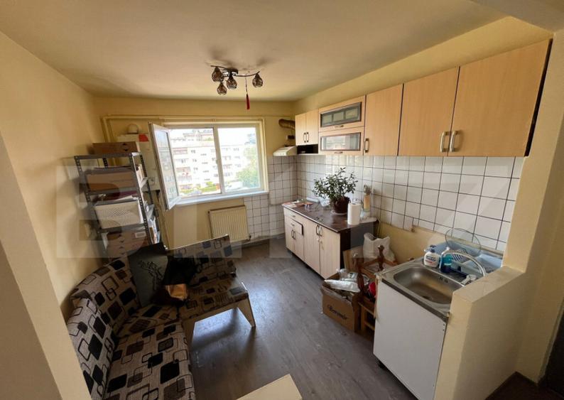Apartament de vanzare, cu 2 camere, 54 mp, zona Micro 11 - 6