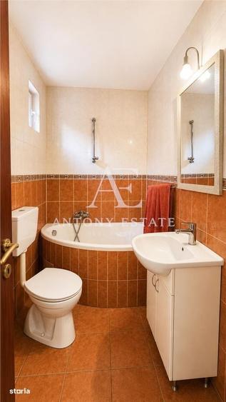 Casă cu 4 camere cu Teren 1130 Mp în Sântandrei