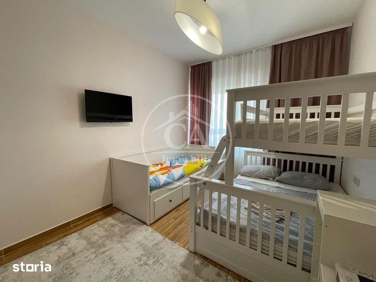 Apartament cu 3 camere decomandat în Salca
