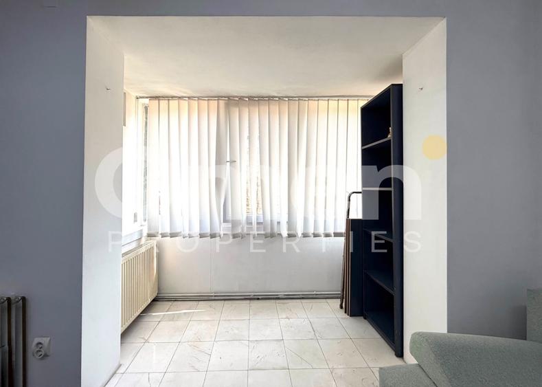 Apartament cu 2 camere semidecomandat, mobilat în Ultracentral