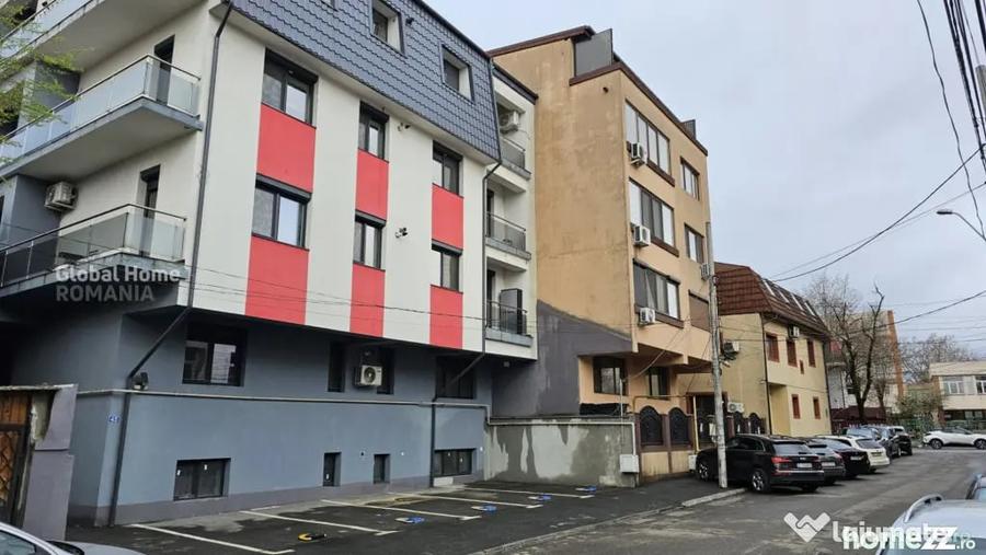 Apartament cu 3 camere decomandat în Crângași