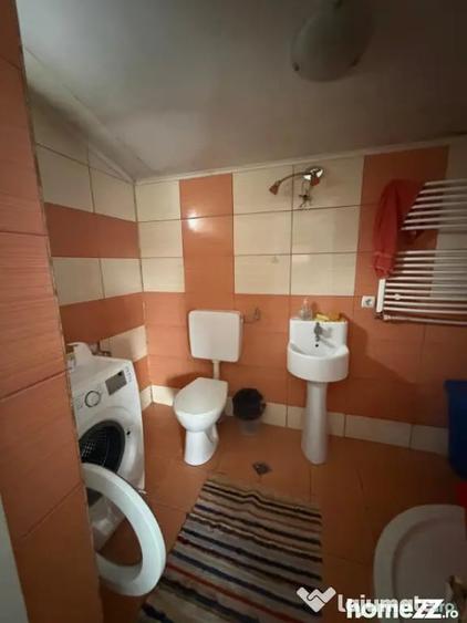Casă cu 7 camere cu Teren 3300 Mp în Dornești