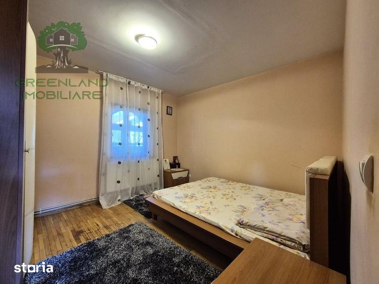 Casă cu 4 camere cu Teren 500 Mp în Holboca
