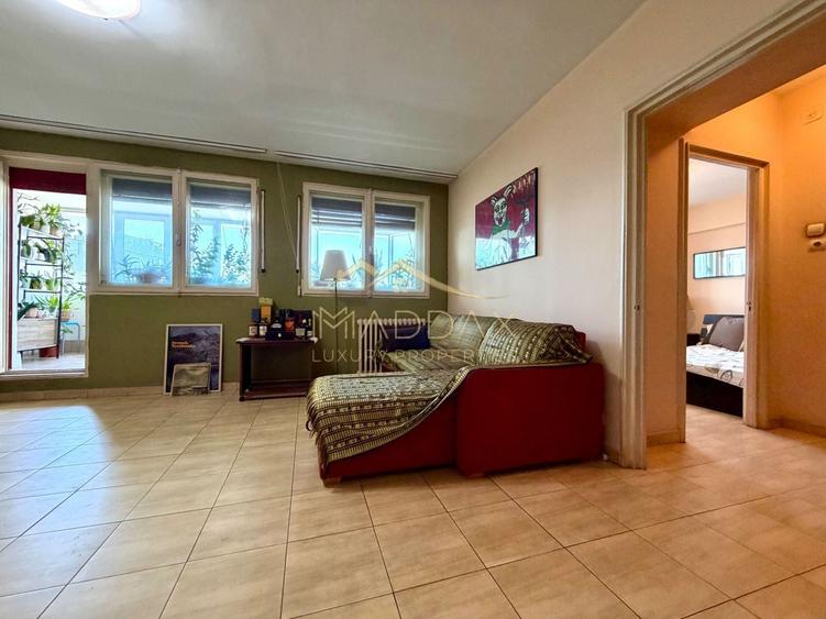 Apartament cu 2 camere semidecomandat, mobilat în Dorobanți