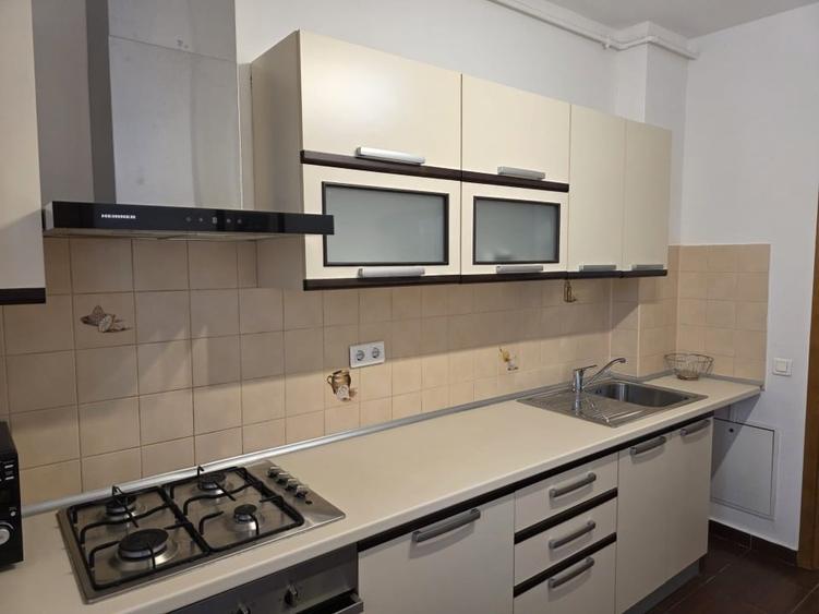Apartament cu 2 camere decomandat, mobilat în Timpuri Noi