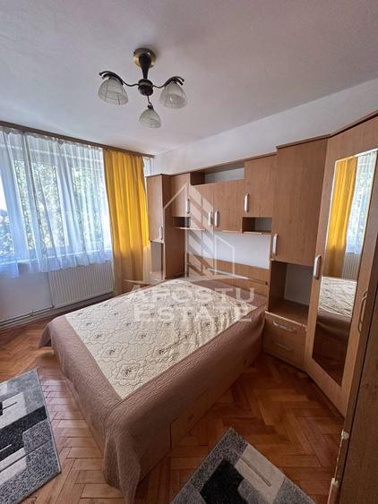 Apartament cu 2 camere decomandat în Dacia