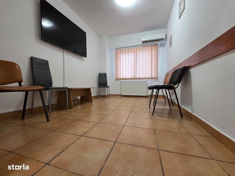 Apartament cu 4 camere decomandat în E3
