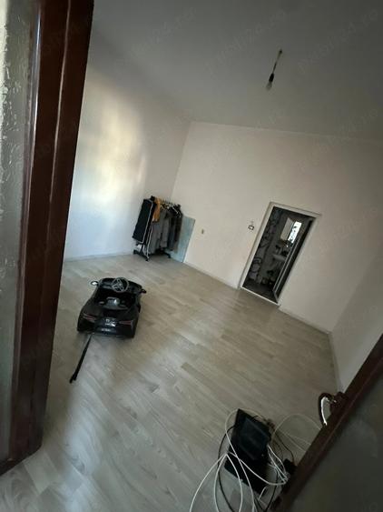Casă cu 2 camere cu Teren 170 Mp în Central