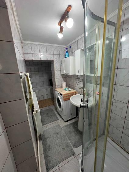 Casă cu 4 camere în Măgureni
